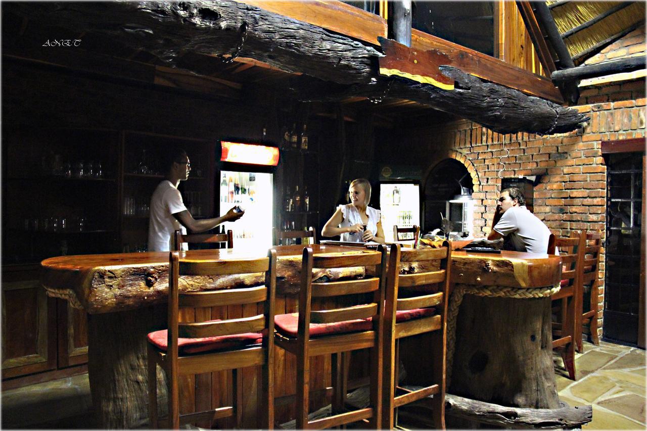 Fiume Lodge Grootfontein Zewnętrze zdjęcie